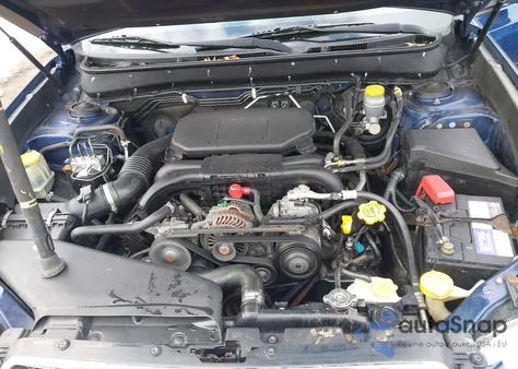 2011 Subaru Legacy 2.5I Limited из США, поврежденный, VIN 4S3BMBK67B3244949